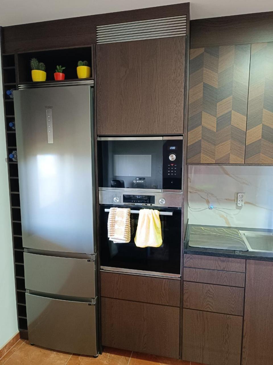 Oasis Inn Pedornes Luaran gambar